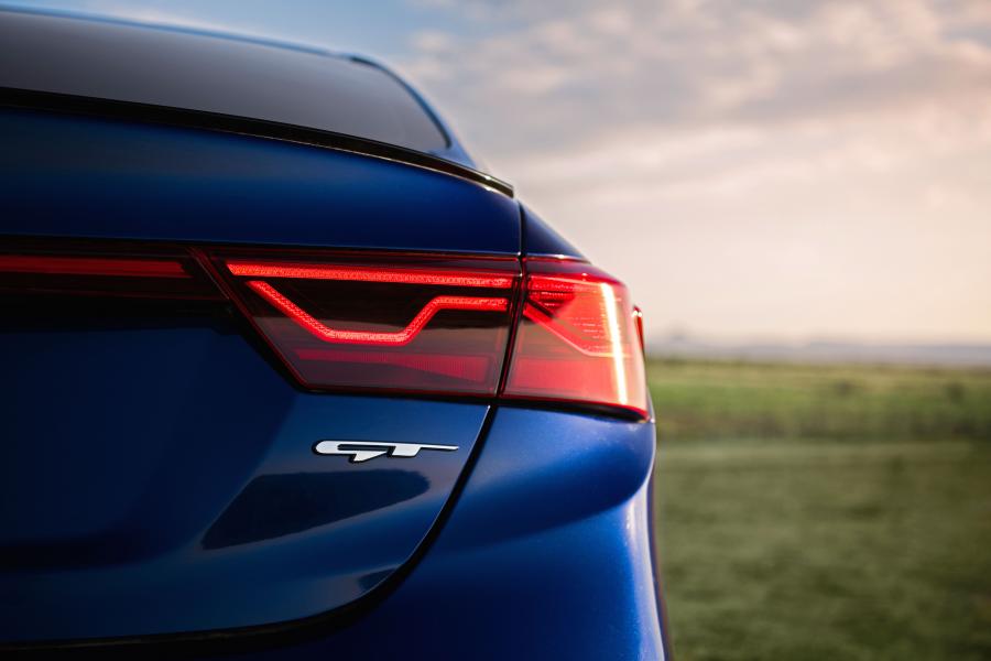 Детали экстерьера Kia Forte GT (BD) 2019 года  (NA) (фото 18 из 32)